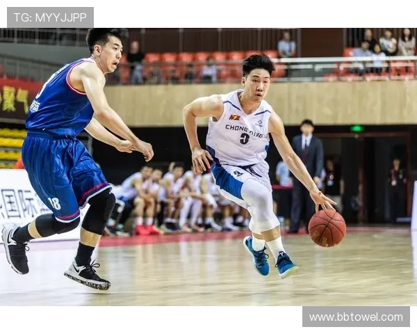 重庆篮球队的力量变革引发热议探索新战略与发展潜力